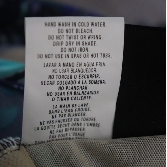 NWT Roxanne Classics V-Neck Sarong Bra Sized Swimsuit Size 16 40D - Picture 10 of 14